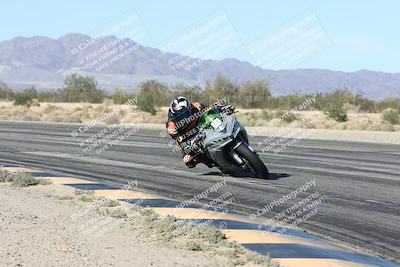 media/Dec-04-2025-Racers Edge (Thu) [[5ebc9f124d]]/3-B Group/3-Session 2 (Turn 7 Inside)/